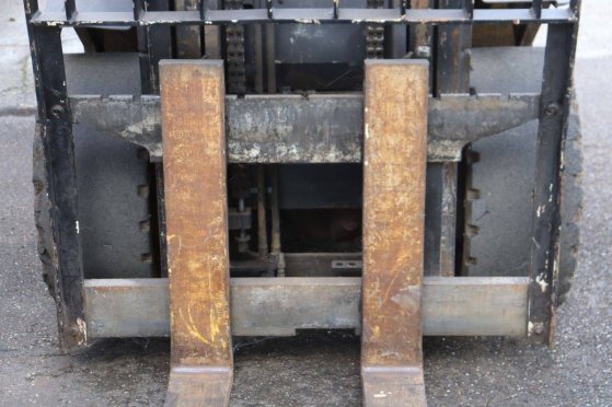 Forklift Yale GDP50MF Diesel 1999 GDP50MF 1999 2 Forklift image 12