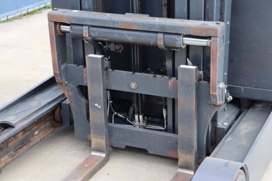 Fenwick-Linde R14-01 Electric Reach Truck 1400kg 8.0m 2020 Fenwick-Linde R14-01 2020 2 image 12