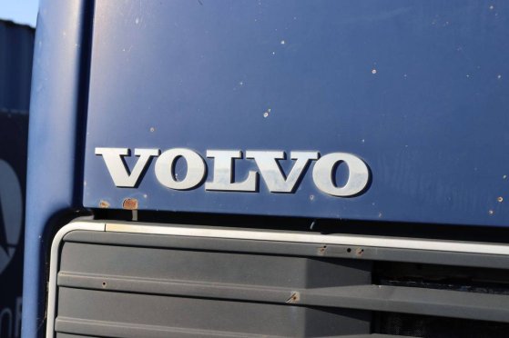 Chassis Cabin Volvo FH12 460 Globetrotter Diesel 460hp 2003 590 2003 2 image 12