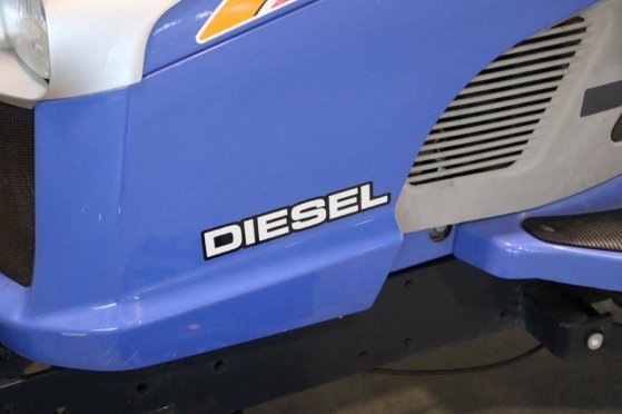 Compact Tractor Iseki TXG 237 Hydrostatic 2014 Iseki TXG 237 2014 2 image 13