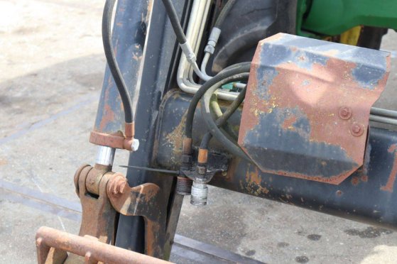 John Deere 6100 Diesel Tractor 106 hp 2013 with front loader John Deere 6100 2013 2 image 13