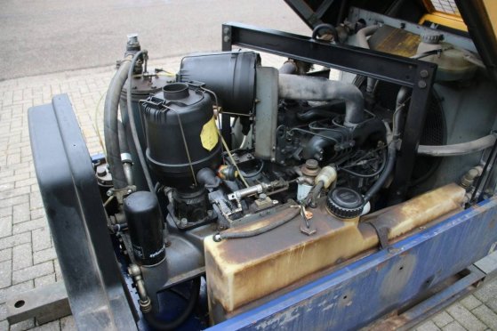 Compressor Compair C50 Diesel 2009 C50 2009 2 Compressors image 13