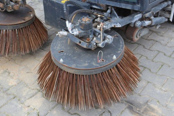 Sweeper Schmidt Compact 200 Diesel 62kW 2011 Schmidt Compact 200 2011 2 image 13