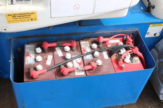 Nifty HR15 NDE Articulated Boom Lift Electric+Diesel 15.5m 2011 Nifty HR15 NDE 2011 2 image 13