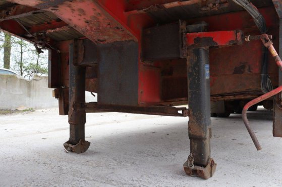 Semi-Low Loader Nooteboom OSD-48-03 2005 Nooteboom OSD-48-03 2005 2 Lowloader semi-trailers image 13