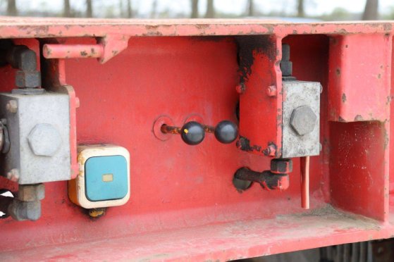 Heavy machinery product image - Image 13 of 15