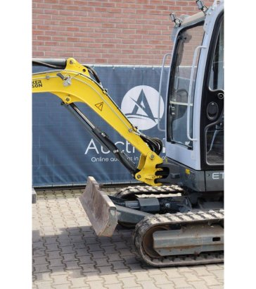 Mini excavator Wacker Neuson ET24 Diesel 2017 Neuson ET24 2017 2 image 13