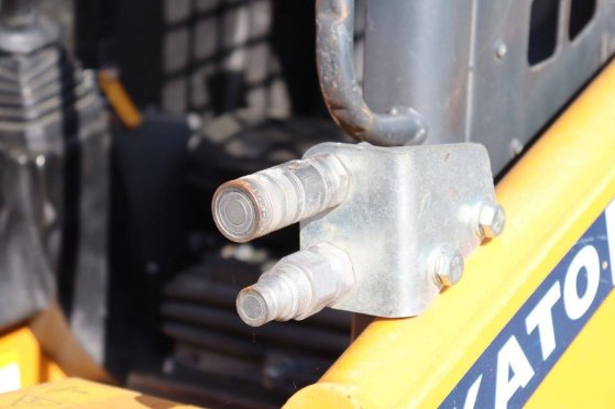 Skid steer loader Kato AS 12 Diesel 17.5kW 2021 Kato AS 12 2020 2 Wheel Loaders image 13