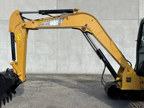 Midi excavator Caterpillar 305.5 Diesel 2013 305.5 2013 2 image 13
