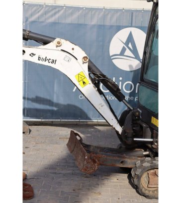 Mini excavator Bobcat E16 Diesel 10.2kW 2014 E16 2014 2 image 13