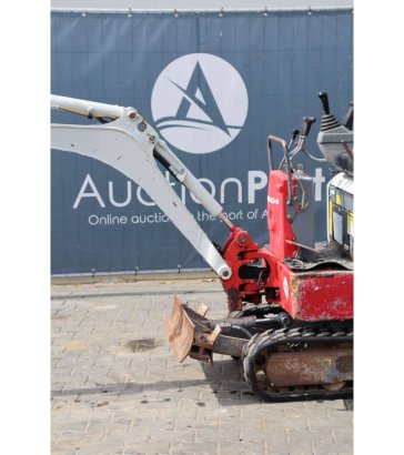 Mini excavator Takeuchi TB210R Diesel 8.8kW 2016 TB210R 2016 2 image 13