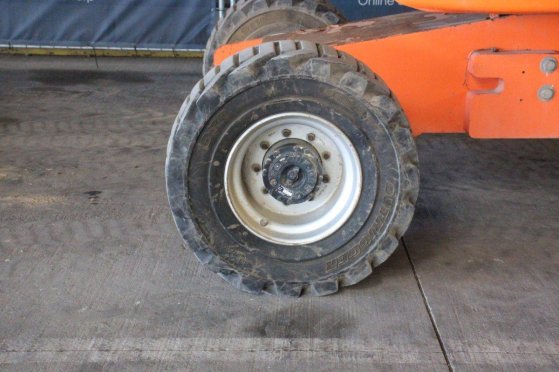 Articulated boom lift JLG 450AJ Diesel 15.7m 2015 450AJ 2015 2 image 13