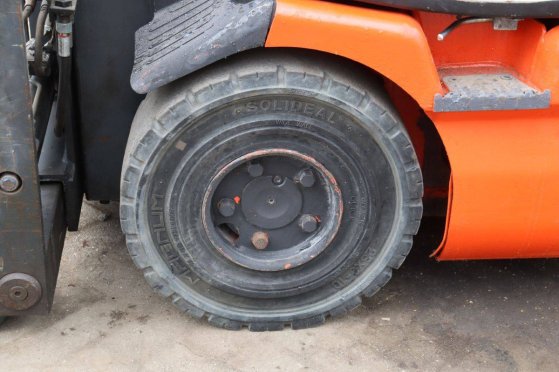 Forklift Fenwick-Linde E30/02 Electric 3000kg 3.21m 2008 Fenwick-Linde E30/02 2008 2 Forklift image 13