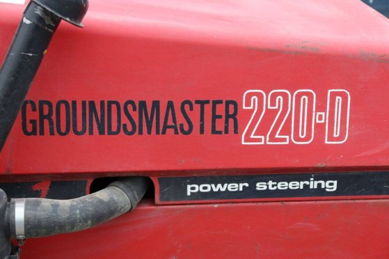 Toro Groundsmaster 220-D Diesel Ride-on Mower Toro Groundsmaster 220-D 2 image 13