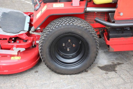 Ride-on mower Gianni Ferrari FGT700 Diesel 122cm Onbekend 2 image 13