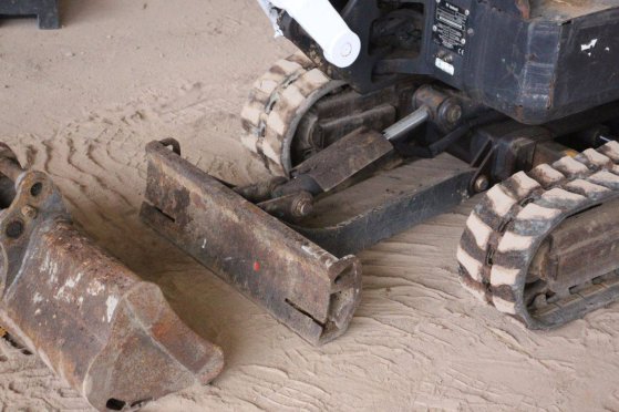Mini excavator Bobcat E10Z Diesel 7.5kW 2020 E10Z 2020 2 image 13