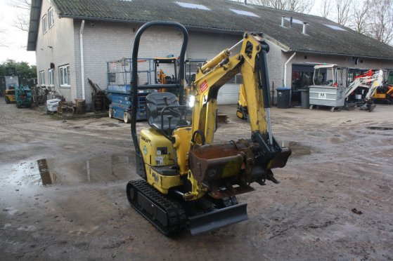 Mini excavator Yanmar SV08-1AS Diesel 7.7kW 2013 923 2013 2 image 13
