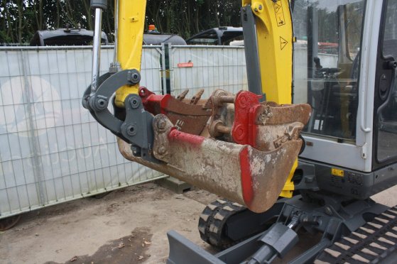 Mini excavator Wacker Neuson ET24 Diesel 13.4kW 2016 Neuson ET24 2016 2 image 13