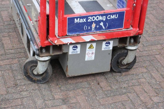 Power Tower Nano SP Plus Electric Mast Lift 2017 Power Tower Nano SP Plus 2017 2 image 13