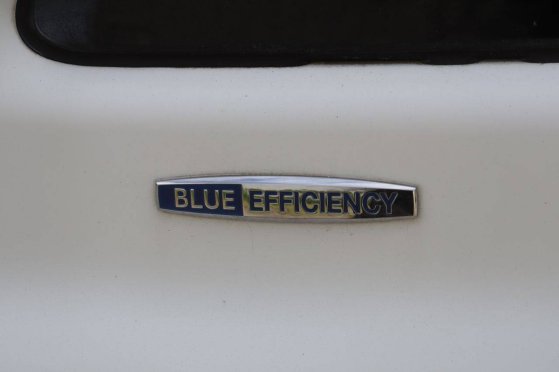 Mercedes-Benz VITO Diesel 95hp Van 2013 (Margin) VITO 2013 2 Closed vans image 13