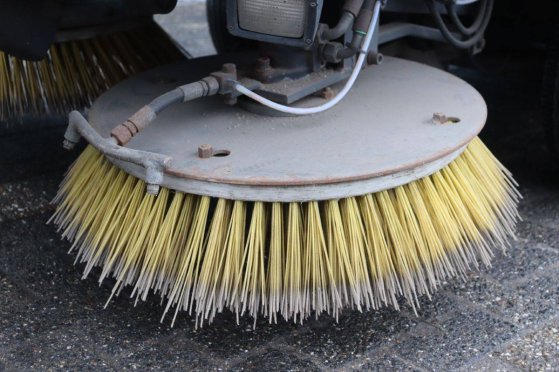 Tennant A60 Diesel Sweeper 2006 TENNANT A60 2008 2 image 13