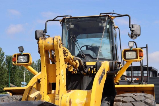 Komatsu WA500-6 Diesel Wheel Loader 263kW 2006 848 2006 2 Wheel Loaders image 13