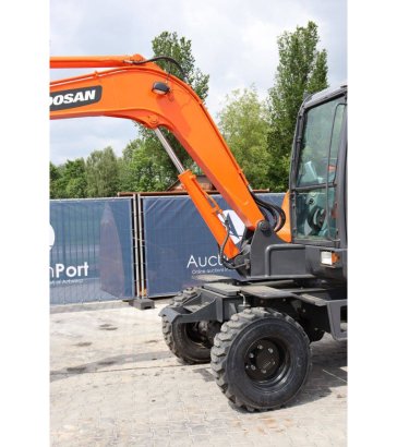 Doosan DX60WN Diesel Wheeled Excavator 39kW 2020 Doosan DX60WN 2020 2 Wheeled Excavators image 13