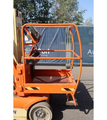 JLG TOUCAN 8E Electric Mast Lift 8.15m 2012 TOUCAN 8E 2012 2 image 13