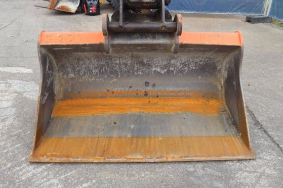 Wheel excavator Hitachi ZX140W-6 Diesel 105kW 2018 ZX140W-6 2018 2 Wheeled Excavators image 13