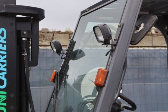 Forklift Unicarriers FHD25T5/YDN-F185 Diesel 2400kg 3.0m 2016 UniCarriers FHD25T5/YDN-F185 2016 2 Forklift image 13