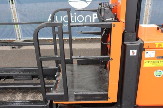 Order picker BT OME 100MW Electric 850kg 2.7m 2015 BT OME 100MW 2015 2 Order pickers image 13