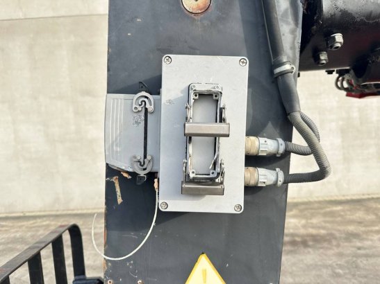 Rotary Telehandler Manitou MRT2150 Privilege Diesel 136hp 2008 MRT2150 Privilege 2008 2 image 13