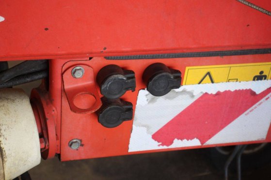 Hay shaker Kuhn GF-6401 MHO Digidrive 2005 Kuhn GF-6401 MHO Digidrive 2005 2 image 13