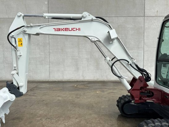 Midi excavator Takeuchi TB135 Diesel 2014 TB135 2014 2 image 13