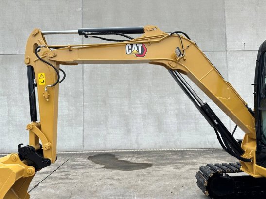 Midi excavator Caterpillar 305.5E2 Diesel 2018 305.5E2 2018 2 image 13