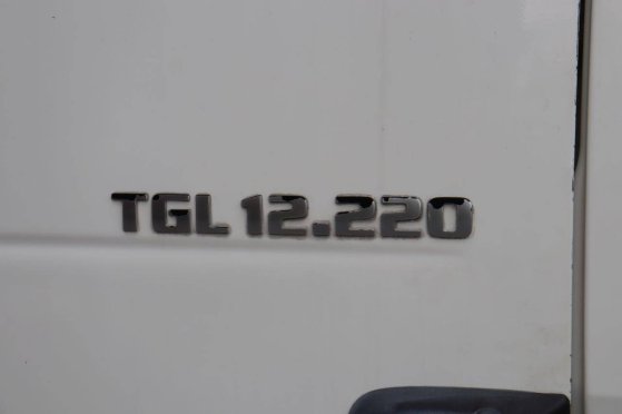 Box truck Truck MAN TGL 12.220 Diesel 2013 TGL 12.220 2013 2 image 13