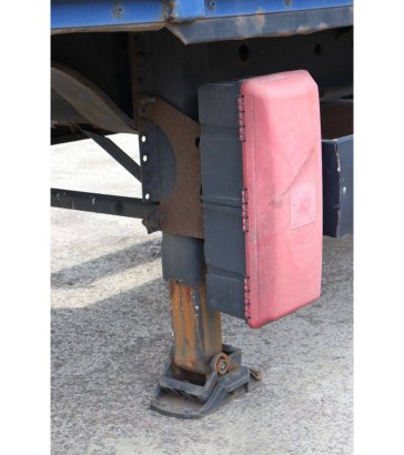Closed Semi-Trailer Krone SD 36000kg 2011 9357 2011 2 Box semi-trailers image 13