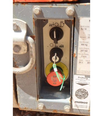 Skyjack SJ 16 Electric Mast Lift 6.75m 2014 Skyjack SJ 16 2014 2 image 28