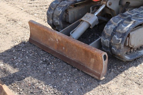 Mini excavator Neuson ET16 Diesel 13.2kW Neuson ET16 2 image 13
