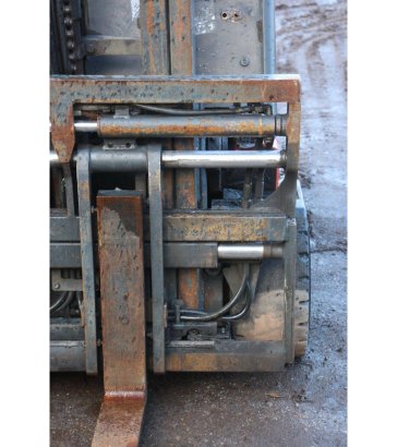 Linde E20P-02 Electric Forklift 2000kg 4.47m 2004 E20P-02 2004 2 Forklift image 13