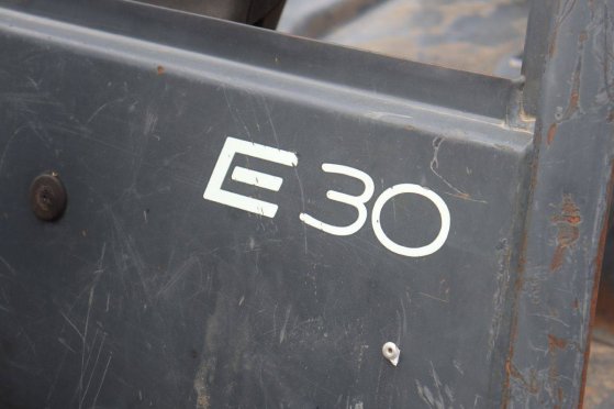 Linde E30-01 Electric Forklift 3000kg 7m 1998 E30-01 1998 2 Forklift image 13