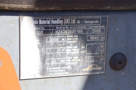 Linde H30D Diesel Forklift 3000kg 2005 H30D 2005 2 Forklift image 13
