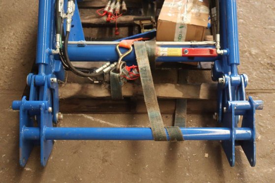 Solis 2400 Front Loader Solis 2400 2 image 13