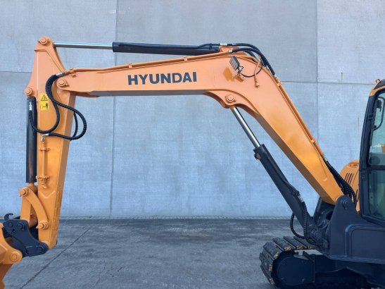 Midi excavator Hyundai R60VS Diesel 2018 R60VS 2018 2 Crawler Excavators image 13
