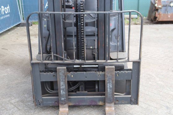 Linde E25L-01 Electric Forklift 2500kg 2016 E25L-01 2016 2 Forklift image 13