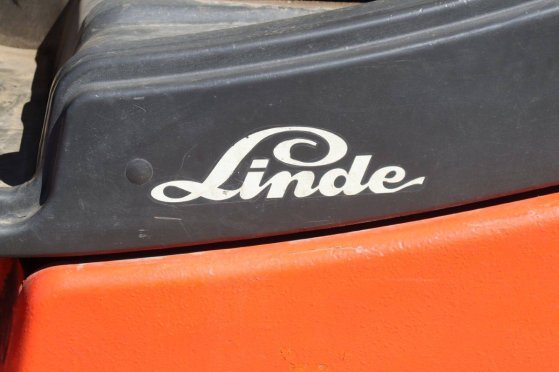 Linde E25/600-02 Electric Forklift 2500kg 7m 2003 E25/600-02 2003 2 Forklift image 13