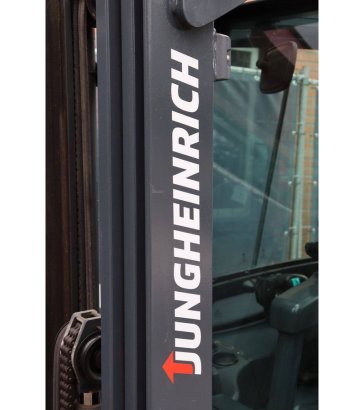 Forklift Jungheinrich EFG 320 Electric 2000kg 2012 EFG 320 2012 2 Forklift image 13