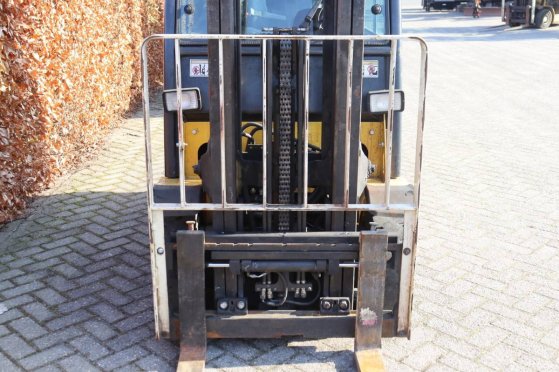 Forklift Yale GLP16VX LPG 1600kg 3.21m 2014 GLP16VX 2014 2 Forklift image 13