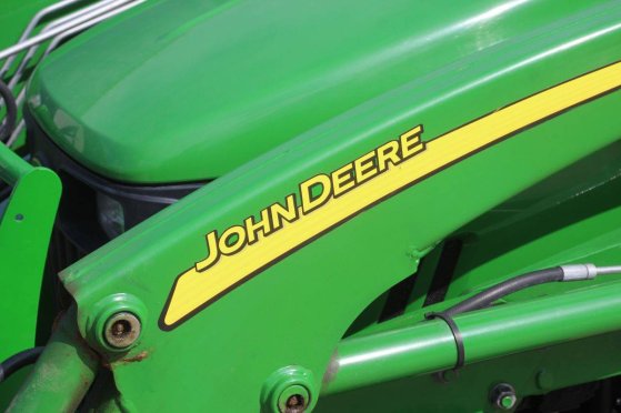Tractor John Deere 3720 Diesel 44hp 2003 John Deere 3720 2003 2 image 13