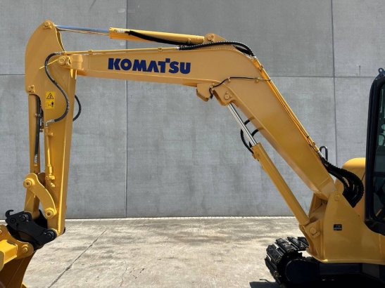 Midi excavator Komatsu PC56-7 Diesel 2016 PC56-7 2016 2 Crawler Excavators image 13
